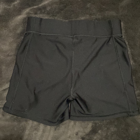 Under Armor spandex - Picture 2 of 2